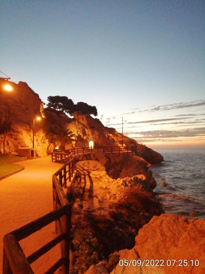 Villa Pitato Nuevo, Cerca De La Playa, Parking En La Puerta Del Alojamiento La Cala Del Moral Exterior foto