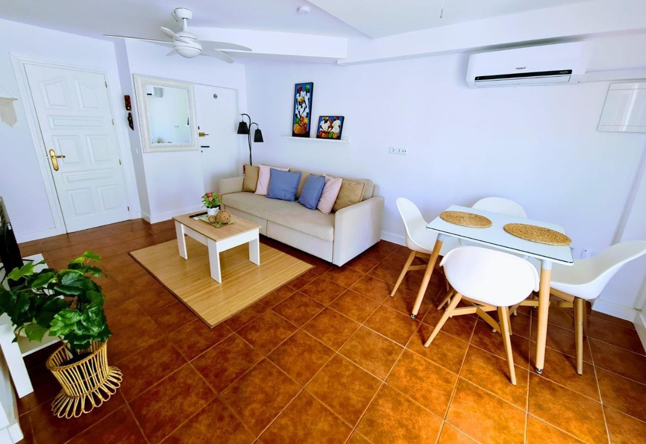 Villa Pitato Nuevo, Cerca De La Playa, Parking En La Puerta Del Alojamiento La Cala Del Moral Exterior foto